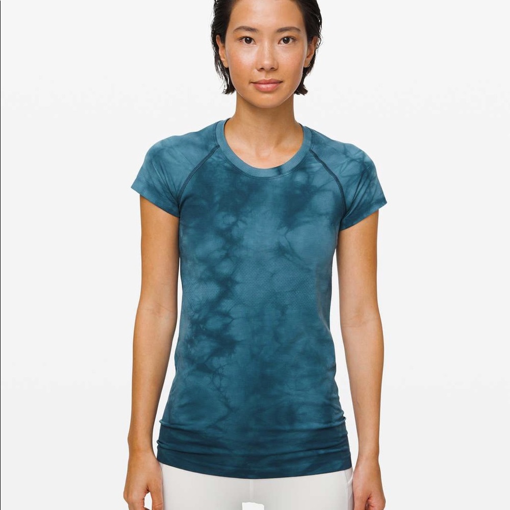 Lululemon Swiftly Speed Short Sleeve- Night Diver